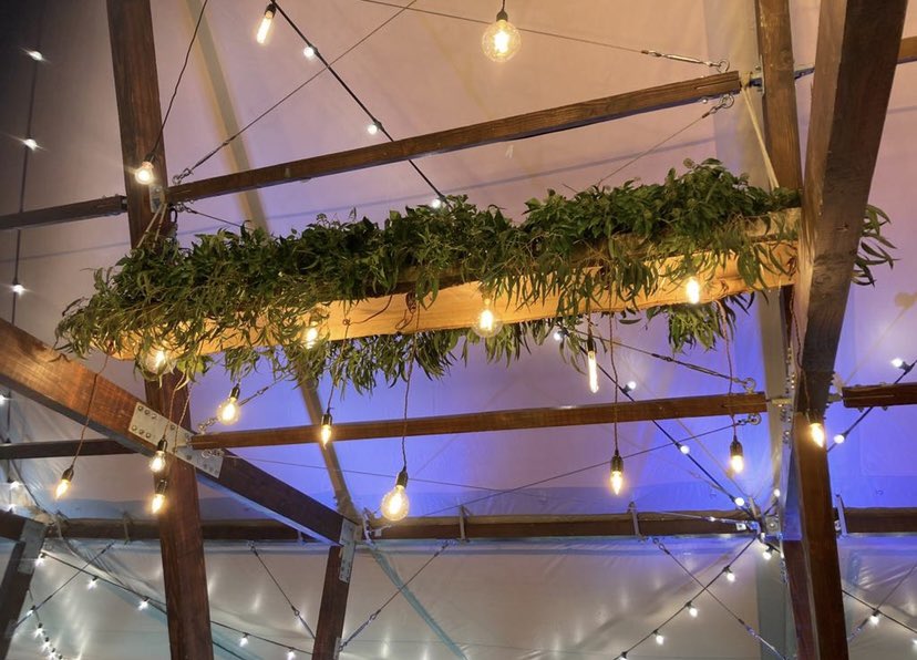 AbbasMarquees's tweet photo. How good do our suspended rustic planks look inside our Cruck Tent though? Absolutely love this look!🍃 @WeddingHour #weddinghour #crucktent #abbasmarquees #marqueevenue #cruck #medieval #rustic https://t.co/lpNRGkA8bg