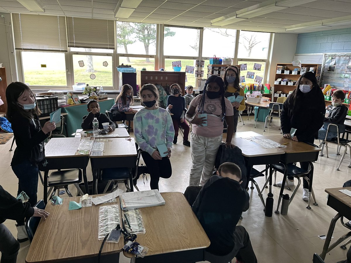 “I have…who has…” Brain Breaks today to practice our multiplication fact fluency and to reset our wiggly bodies! #4thgrade #brainbreaks #collaboration #reset