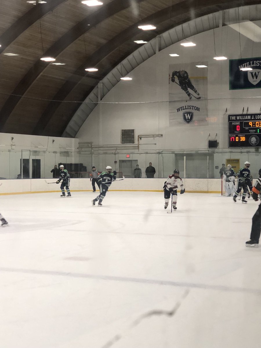 Hill3Williston's tweet photo. Williston #BVH home opener vs Avon #greenandblue #ready2compete #gowildcats https://t.co/T8XJMavTRk