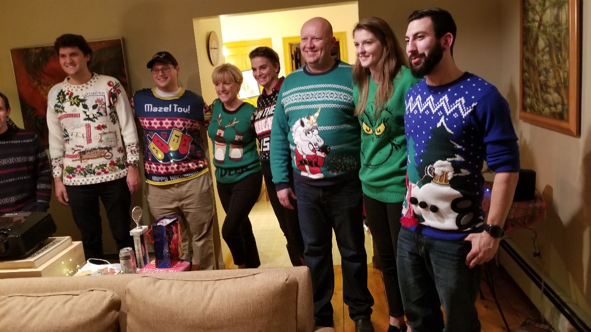 NHSigs's tweet photo. December Meet Up / Holiday Gathering - https://t.co/Td1XygNNdI https://t.co/z3FOENABjj
