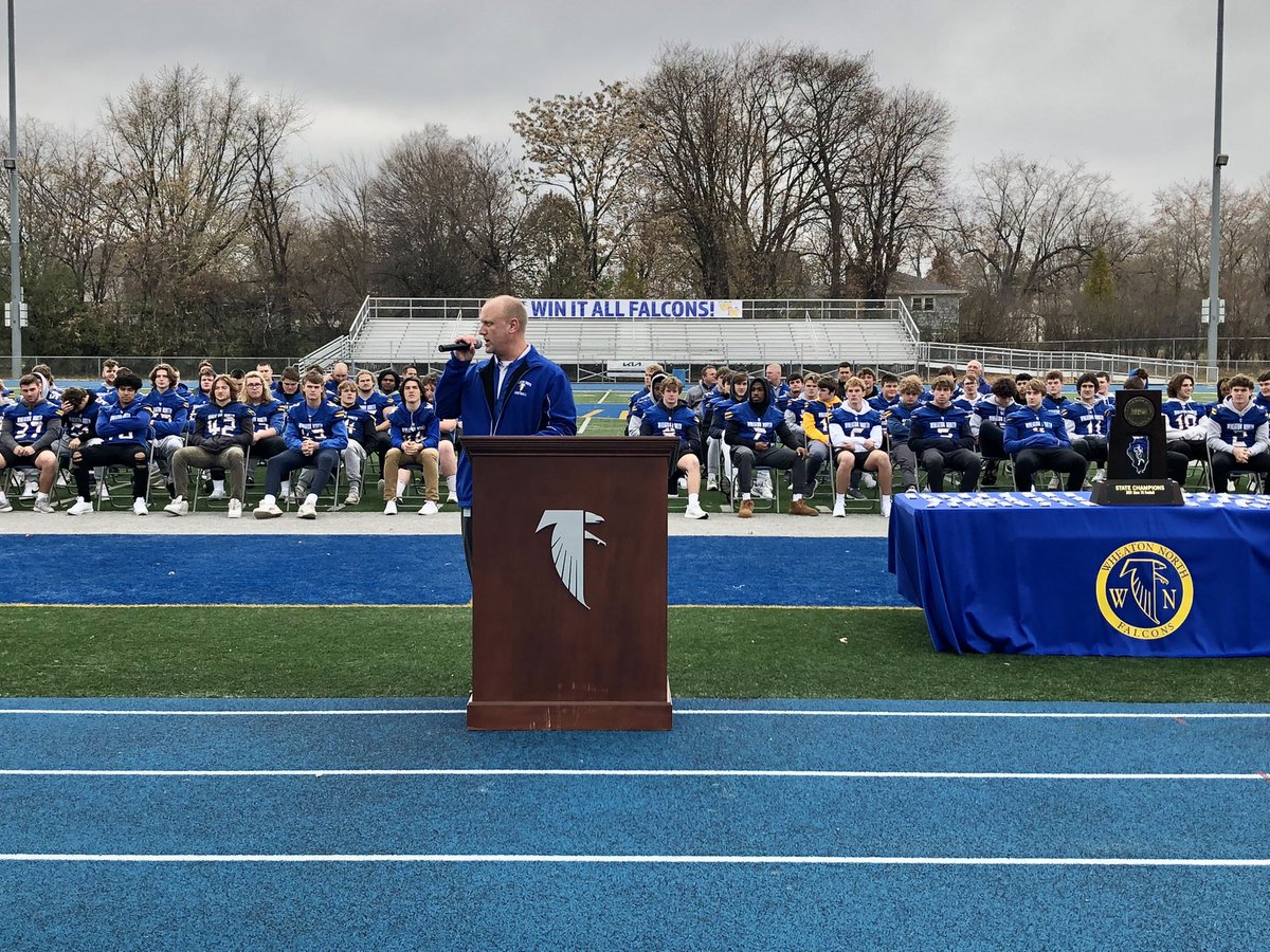 AthleticsWNHS's tweet image. So great to celebrate our 7A STATE CHAMPION FALCONS!!! 💙🏈💛🏆🙌🏻 Thank you to our athletes and coaches for all your hard work!  What a season!! We are VERY PROUD of you!! #letsgofalcons #woohoo #statechamps @wnfalconfb @IHSAState