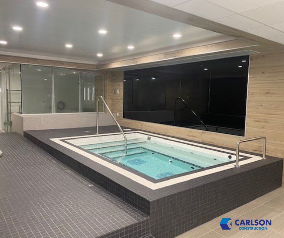 carlsonconstrn's tweet photo. Project Update!
The @RoyalGlenora  is taking shape and @CarlsonConstrn was happy to be present on opening day of the new women’s locker room!

#LegacyMeetsInnovation #YEG https://t.co/LpO1XTIhXa