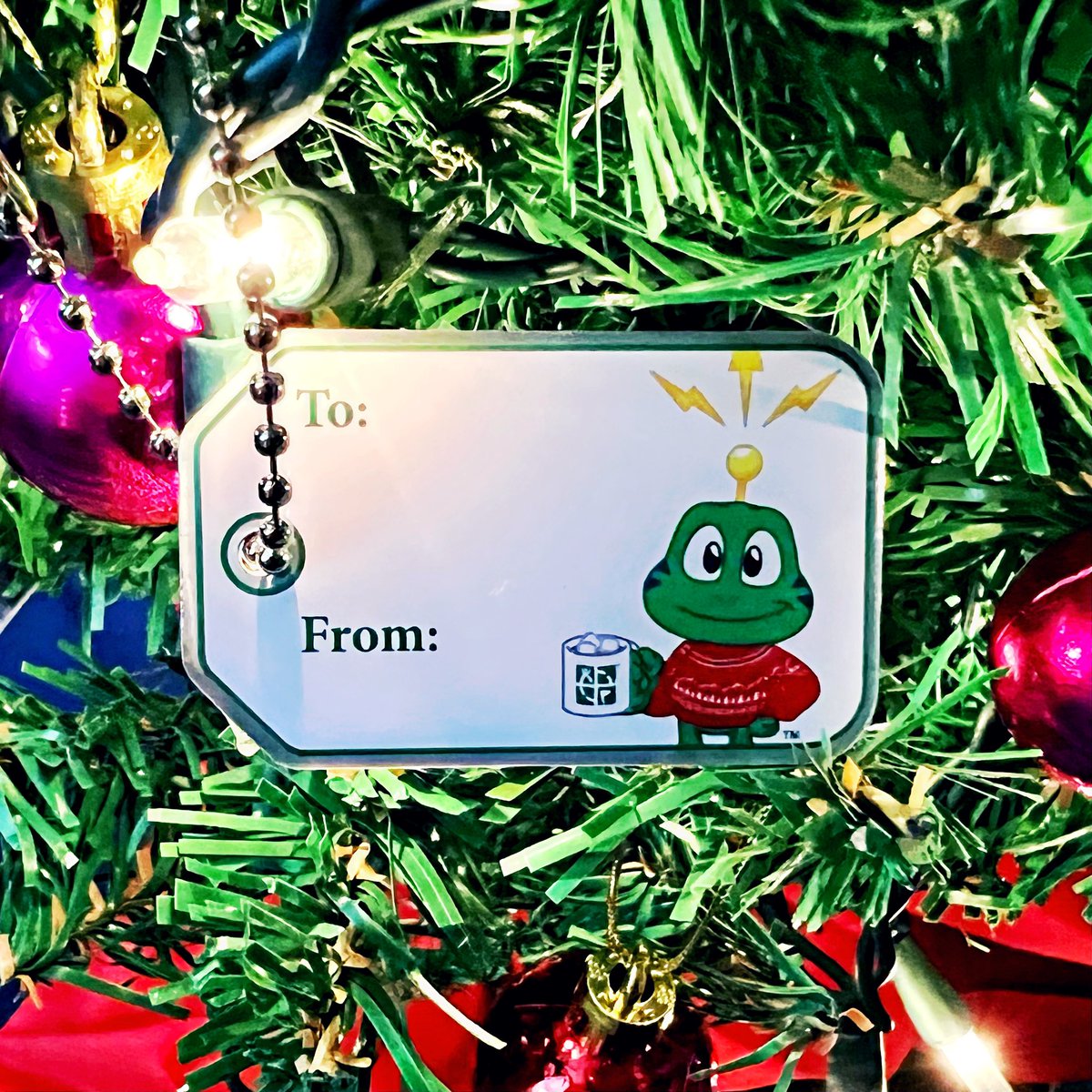 ShopGeocaching's tweet image. Are you looking to gift better this year? Let Signal the Frog® help you! This trackable tag can be put on a gift or sent from #geocache to geocache to find its happy recipient!  bit.ly/31937z3 #happyholidayscollection #trackable