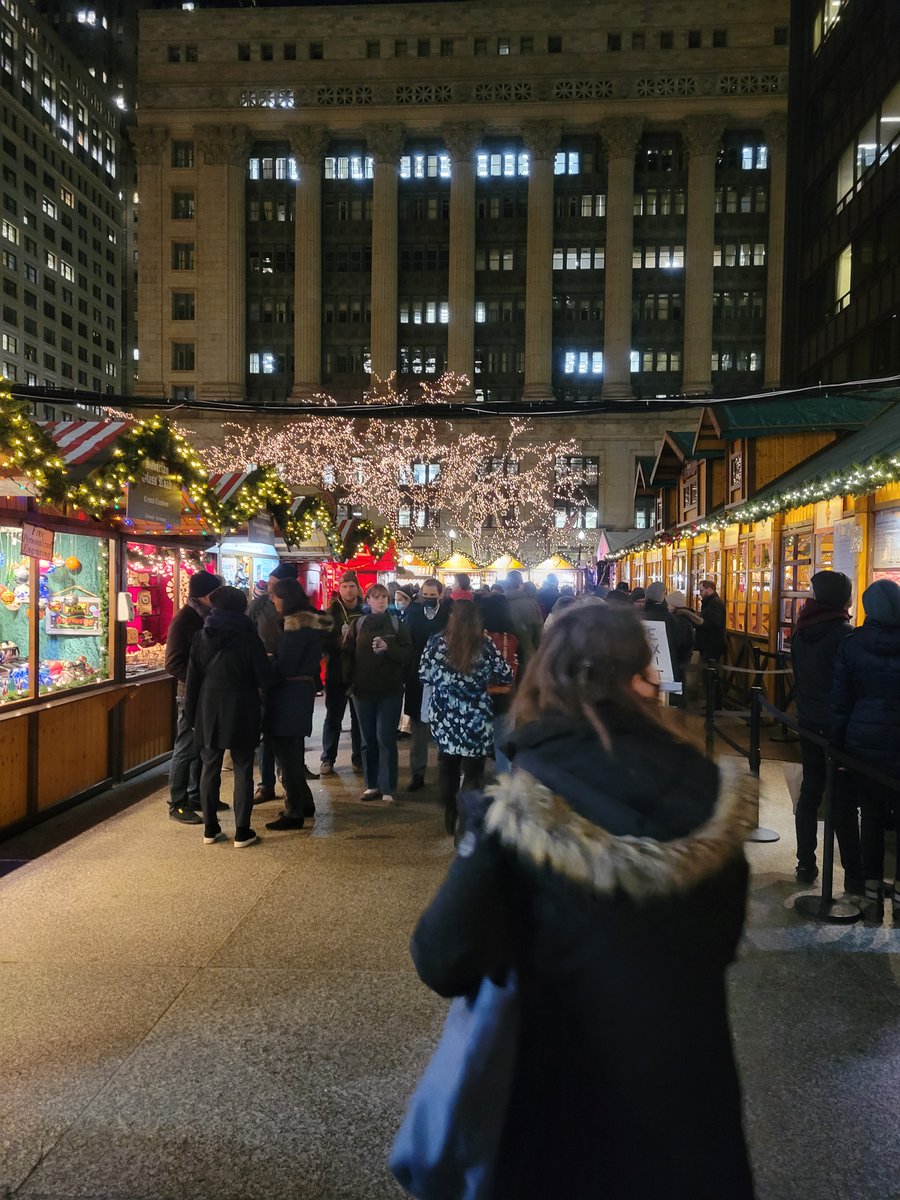 frau_arkin's tweet photo. Had so much fun on our German Club field trip to @TheChristkindl yesterday! I even got to see an old friend... #learngerman https://t.co/wPZZY7Ly2G