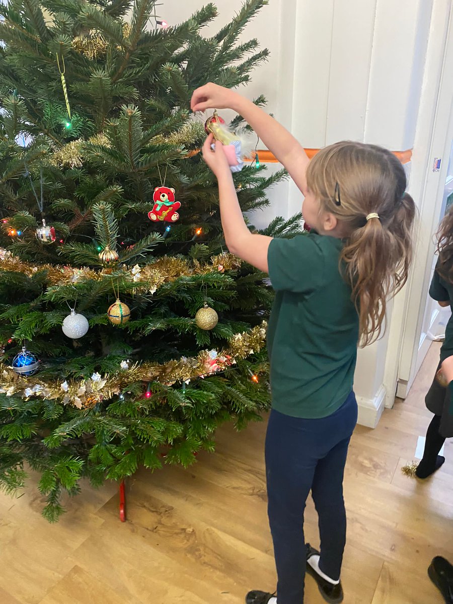 Olive Class did an amazing job decorating the school Christmas tree. <a href="/GreenwaysPri/">Greenways Primary</a>