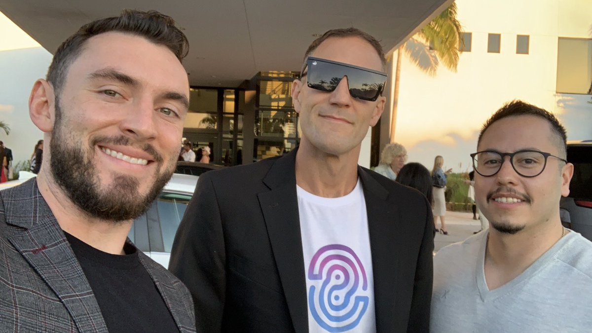 SourceProtocol_'s tweet image. The #SourceProtocol team’s first event, #CryptoRunway 2021! Thanks for having us on your #DeFi panel @EmpressJets! 

$SOURCE $SCX $TMX $USX $PRSX