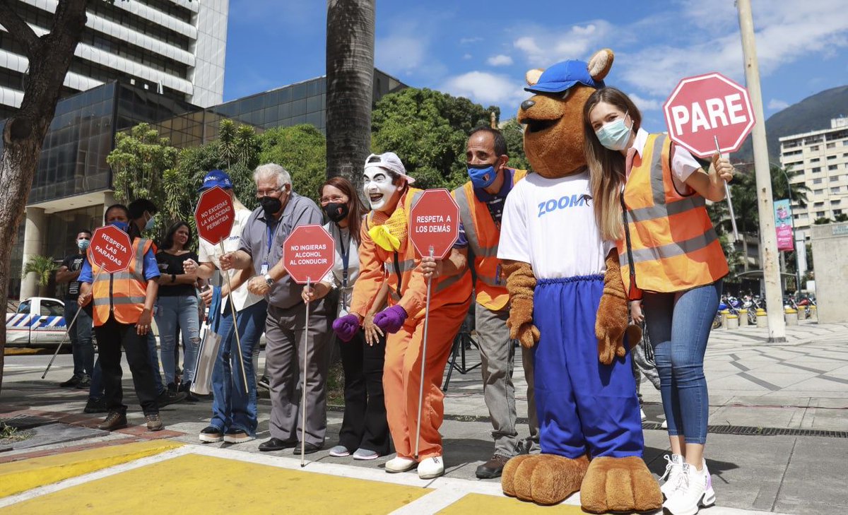 duquegustavoS's tweet photo. Queremos agradecer a nuestros aliados de las Fundaciones #GrupoZoom, #Mapfre, #WazeVenezuela y a la Sociedad Franco Venezolana de Ingenieros y Científicos (#SFVIC), que nos han acompañado en las distintas actividades en este 2021, así como a nuestros servidores públicos. https://t.co/lO5boe0AMC