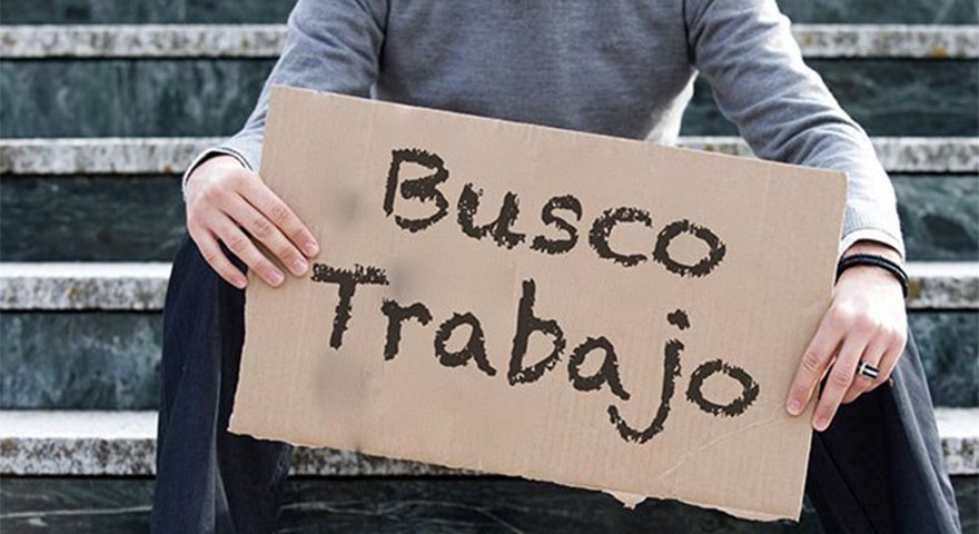 “Buenas tardes, le escribo para contarle que actualmente estoy abierto a ofertas de empleo en las áreas de Administración, Ventas y Operaciones”. Recibo muchos mensajes parecidos, más allá de las veces que veo gente que publica lo mismo en Twitter o LinkedIn. 1/25