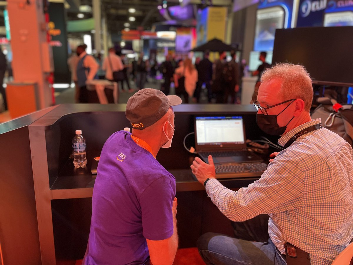 sukhchander's tweet photo. Customers please drop by the Ask the Experts booth in the Expo @ re:Invent. Solutions Architects from Amazon Web Services (AWS) will answer your questions Mon - Thu. #aws #amazon #reinvent #reinvent2021 https://t.co/XarQRH7zp3