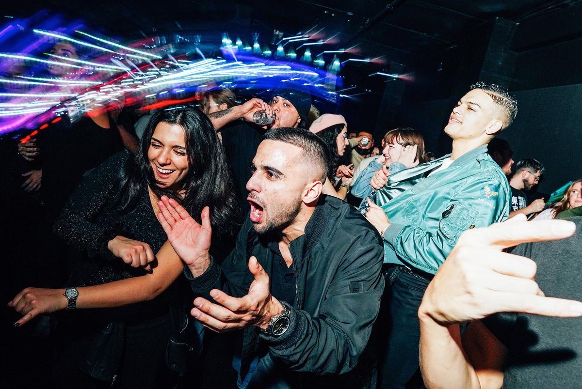 clubsodalv's tweet photo. @djwillclarke doing what he does to kick off the holiday weekend! 🔥🔥

#lasvegas #vegas #dtlv #fremont #fremontstreet #vegasnights #travelnevada #void #voidsound #disco #dance #rave #house #techno #discopussy #fridayvibes #weekendmood #dtlv #fremontstreet #nightlife https://t.co/D6JKMKI7kz