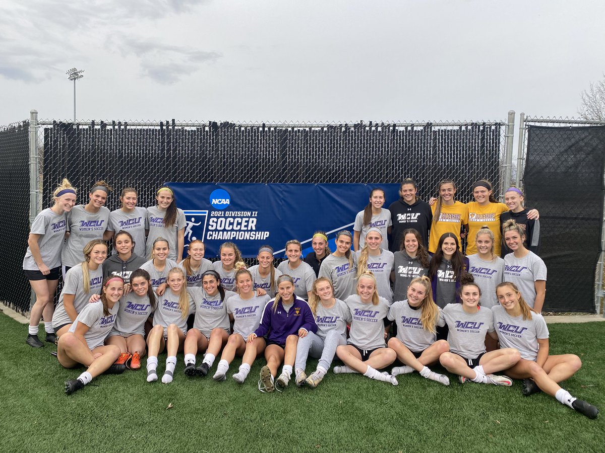 WCUWomensSoccer's tweet photo. Pregame practice ✅ 
@NCAADII Atlantic Region Final 🔜 https://t.co/DxQBLCtnlu