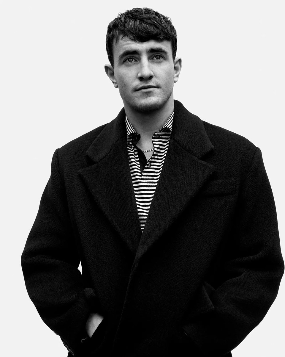 FilmUpdates's tweet photo. Paul Mescal &amp; Saoirse Ronan will play husband and wife in the upcoming sci-fi thriller adaptation ‘FOE’ from ‘I’m Thinking of Ending Things’ writer Iain Reid. 

Production is set to begin January 2022 in Australia. https://t.co/lORe2fOfiZ