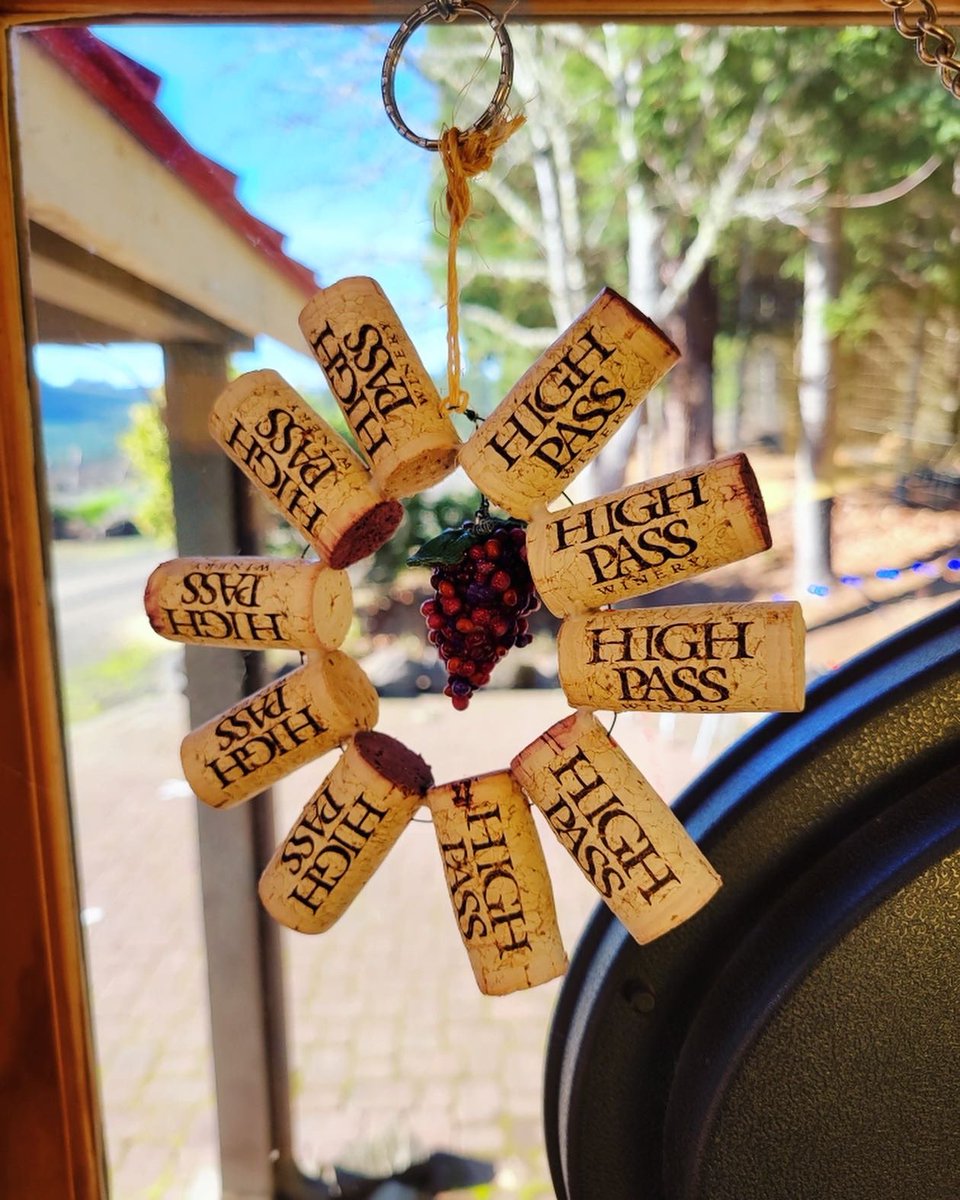 Join in on the fun! Our first annual Holiday Cork Ornament Contest is underway! We have received some great submissions so far! Entries due Dec 15th, winner announced Dec 20th. Winner wins bottle of their choice! Details in comments 👇 #wine #corkornament #holidayseason
