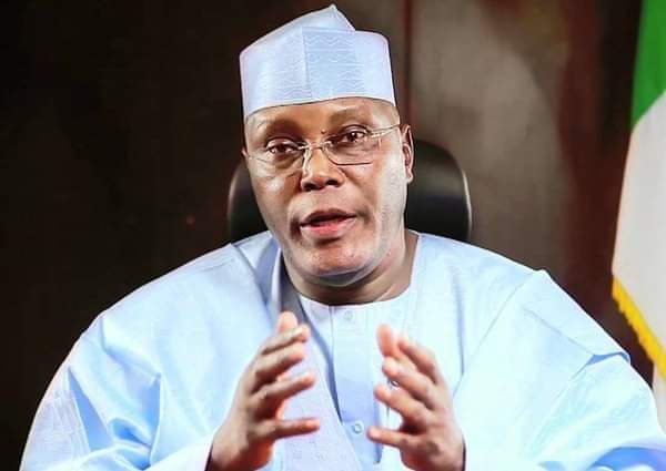 oluchisystem's tweet photo. Bombshell

"Over 70% Of Northerners Are I.ll.iterates" ~ Atiku https://t.co/fQk39R5Ba0