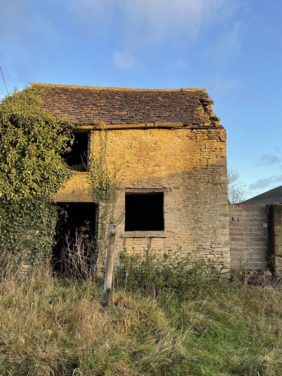 #cotswold #barn #derelict always enjoy visiting little changed barns. A strong composition of void to solid all the better for no windows and doors.