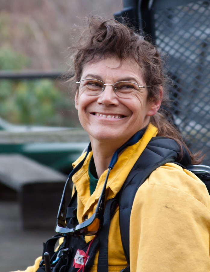 Nature_Fire's tweet image. Retired @nature_org ecologist &amp;amp; burn boss, and longtime Fire Learning Network leader @margitbucher was honored at #FireCon2021 today with the Stoddard Lifetime Achievement Award. @NC_TNC #WomenInFire #CollaborativeFireManagement