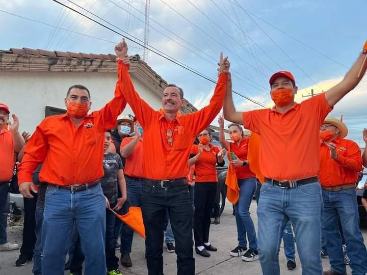 Cristialonso70's tweet photo. TRIUNFO HISTÓRICO: Por primera vez, el sindicalismo charro perdió una sección. Felicitamos a los compañeros de la sección 36 de Tamaulipas, donde la Planilla Naranja se alzó con el triunfo. Es el principio del fin, la democratización de nuestro sindicato AVANZA. #STPRM https://t.co/I5p2ecc3Ze