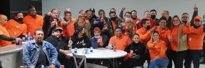 Cristialonso70's tweet photo. TRIUNFO HISTÓRICO: Por primera vez, el sindicalismo charro perdió una sección. Felicitamos a los compañeros de la sección 36 de Tamaulipas, donde la Planilla Naranja se alzó con el triunfo. Es el principio del fin, la democratización de nuestro sindicato AVANZA. #STPRM https://t.co/I5p2ecc3Ze