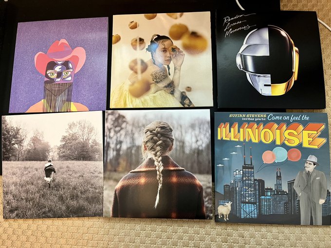 2021 wrapped vinyl edition? https://t.co/gwsDmOu57d