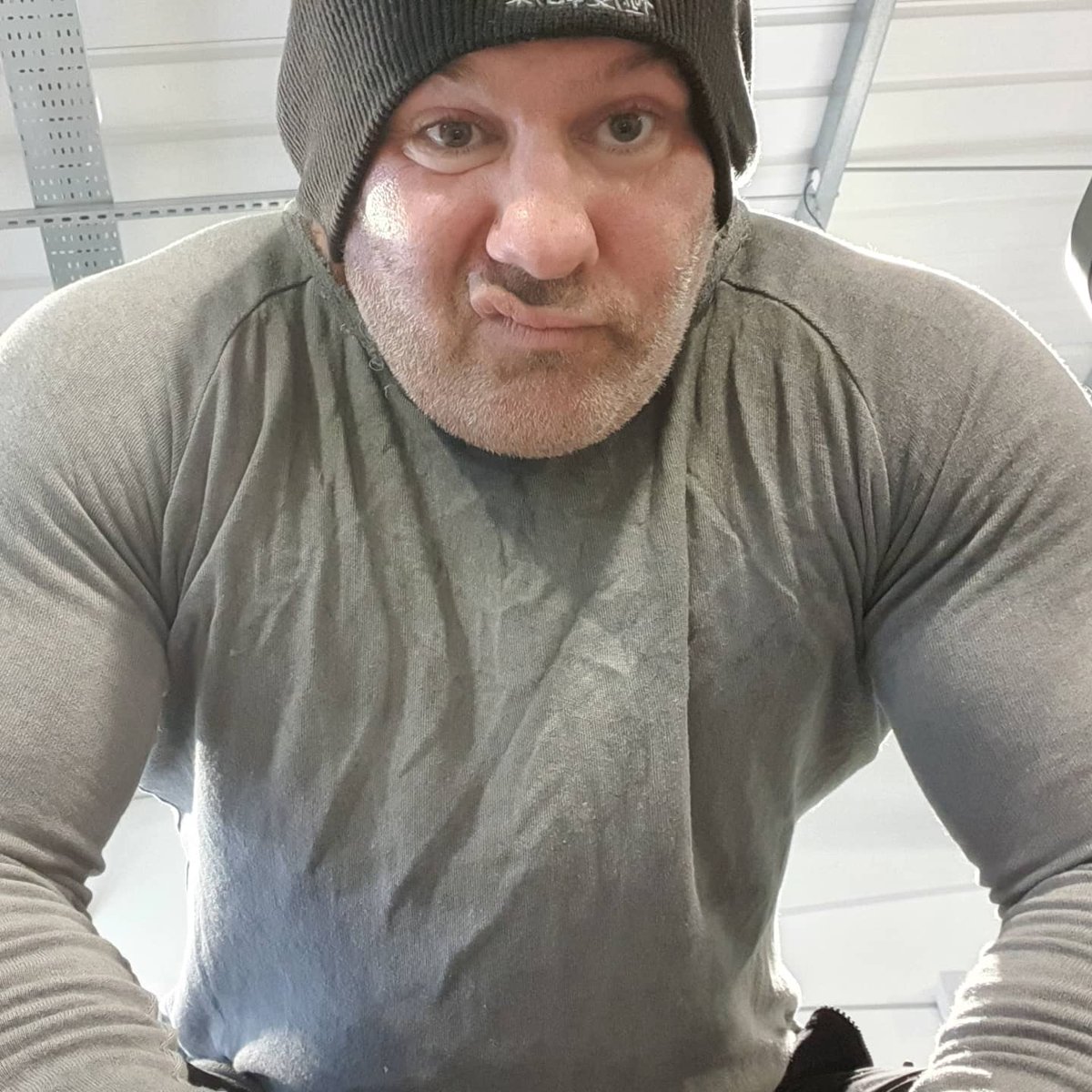 Got to beat my 300 kg PB in deadlift. 
Keeps me sane, otherwise I'd be the Sheriff of Crazy Town.

#hardworkfilms.co.uk #deadlift #strength #powerlifting #gym #gymlife #fitover45