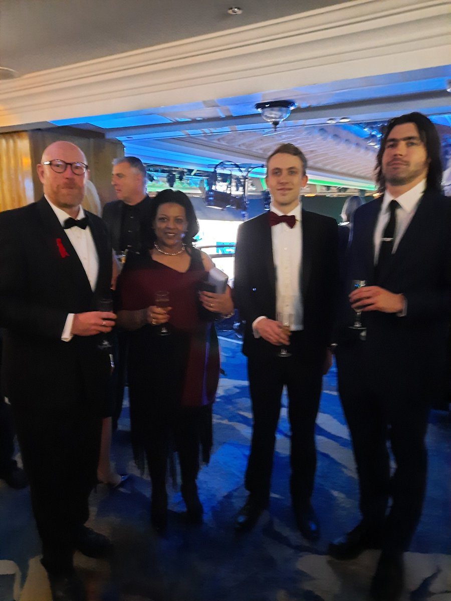 CommonwealCEO's tweet photo. Pleased &amp; proud to be sporting my red ribbon to mark #WorldAidsDay2021 at the #RESIAwards10 with colleagues from @CommonwealTweet &amp; @Rentstart as we wait to see if #Freedom2Work project has won Social Impact Initiative award. Remembering all those affected by HIV and AIDS 1.12.21 https://t.co/pd3tR3NJLG