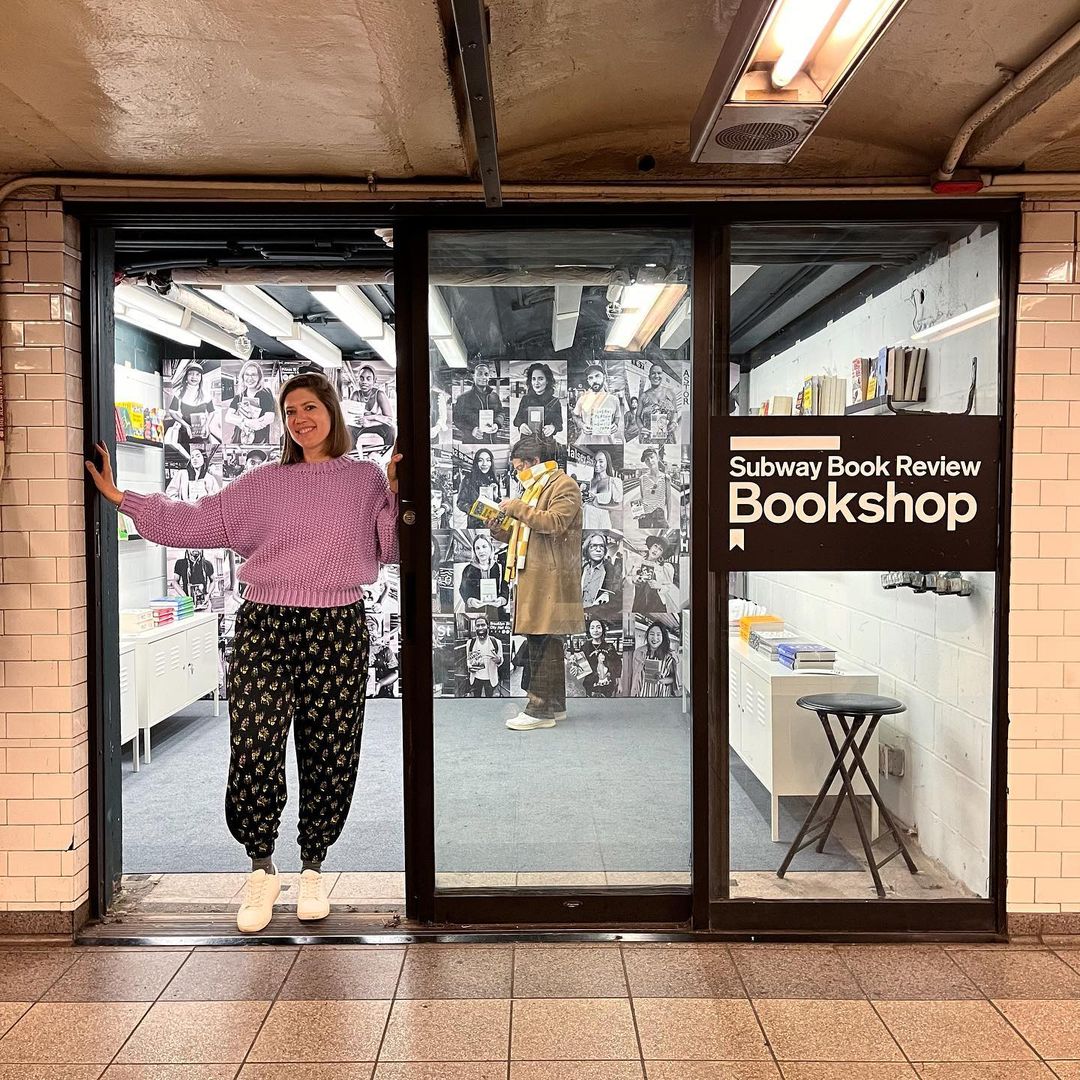 strandbookstore's tweet photo. @SbwyBookreview's Union Sq. takeover is here!🚇We're so proud to partner with #SubwayBookReview for this very special pop-up, open daily until 12/12. https://t.co/N5oN5rx8Fo