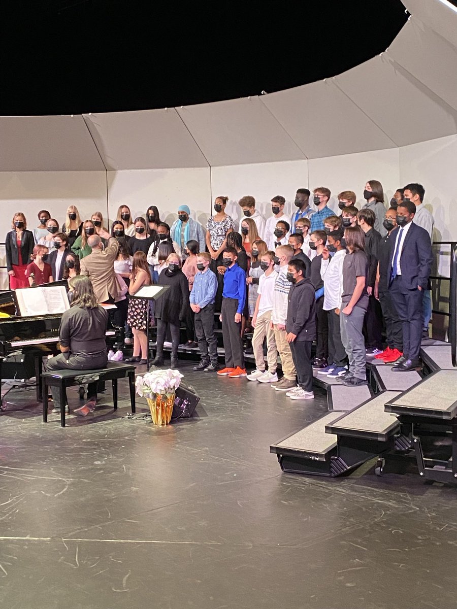 NewsAtTheRidge's tweet photo. Congratulations to our choir students  for 3 outstanding concerts last night, and to their choir teacher, Mr Skaar! The music was beautiful. https://t.co/kJU6RXLKQv