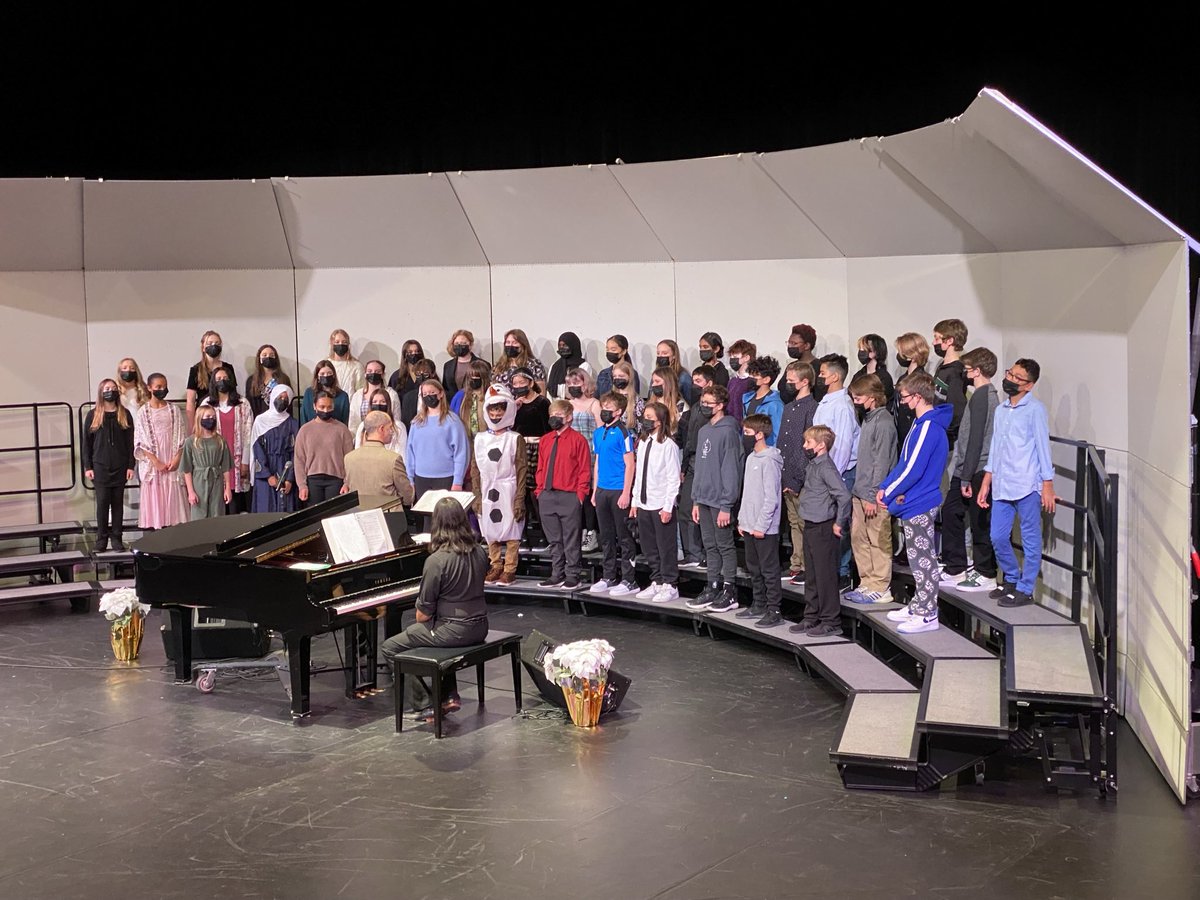 NewsAtTheRidge's tweet photo. Congratulations to our choir students  for 3 outstanding concerts last night, and to their choir teacher, Mr Skaar! The music was beautiful. https://t.co/kJU6RXLKQv