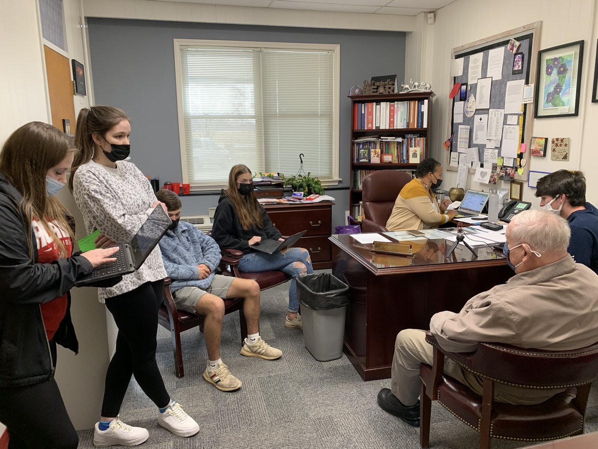 kinghistorycchs's tweet photo. It's a great day to be a BEAR! Students collected the oral history of a living legend today in Coach Ronald Scott⚾️. He began teaching/coaching @ChathamCentral the year the doors opened in 1959. So many memories he shared. . . #CCHSHistoryProject #Staytuned https://t.co/cYYk6Z3YWW