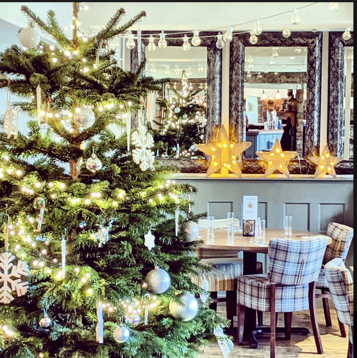 It’s the holiday season! Hoping to see you soon at The Kings Arms Polebrook. Bookings: 01832 272363