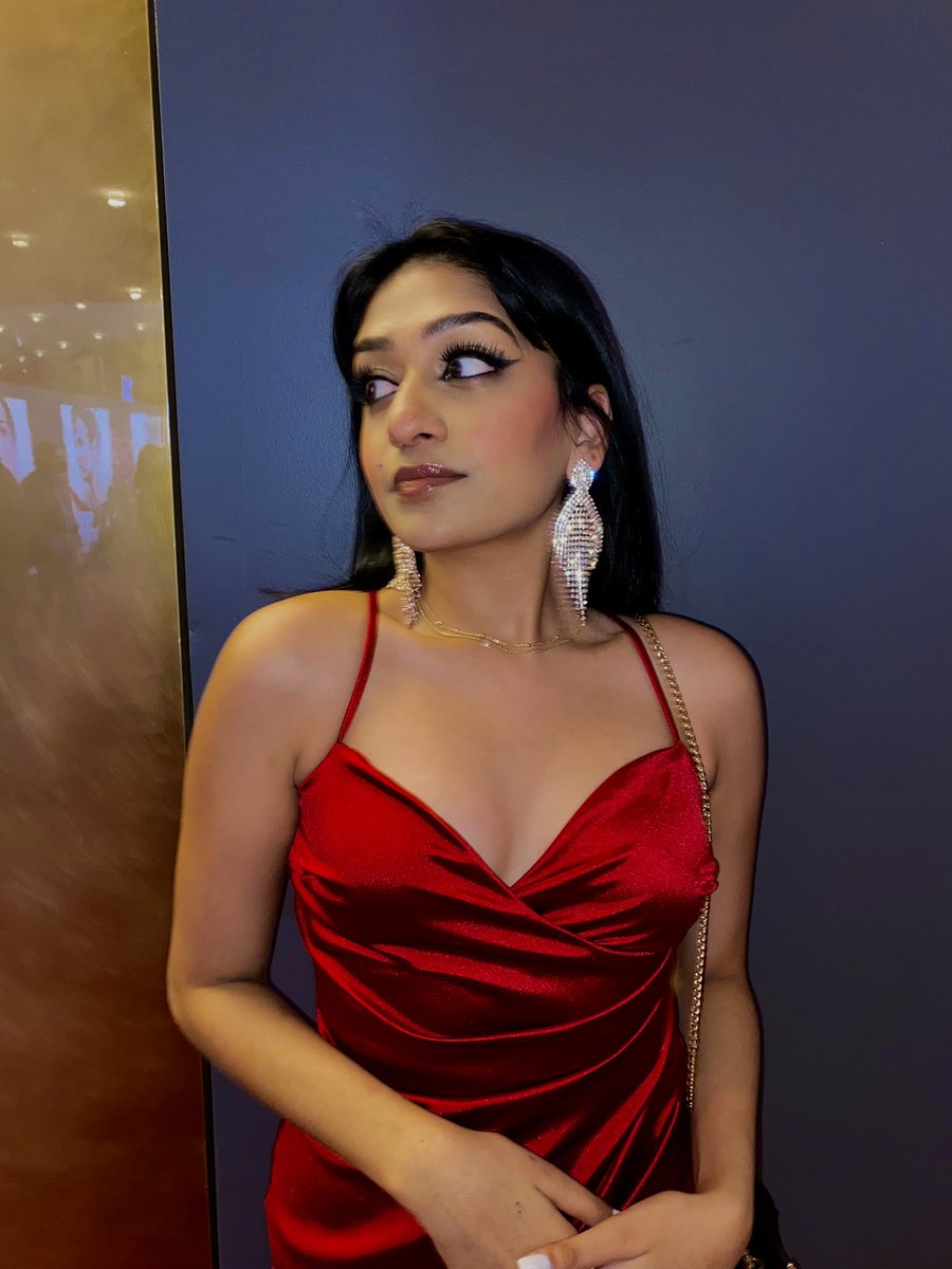 stupidsri's tweet photo. hi i went to the #WestSideStory world premiere &amp; here are some pictures from it ! @20thcentury https://t.co/QNnTsHfCIU