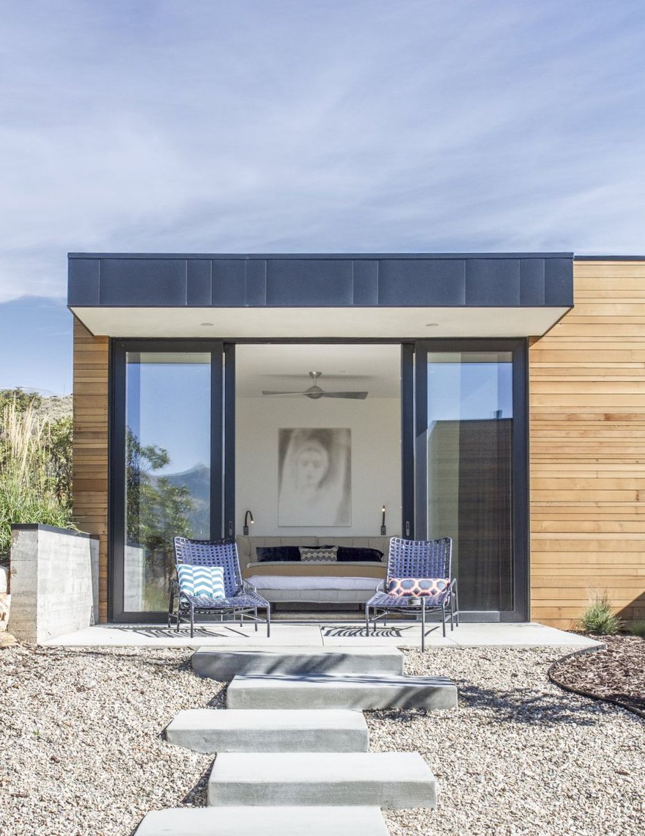 moiremckibbin's tweet photo. The master bedroom in this home has its own outdoor space. #floorplan #luxuryhomes  https://t.co/u8kPE3hUCR https://t.co/dv5TNKMAze