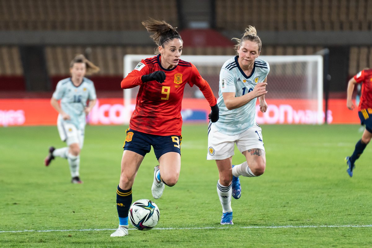HikaVisual's tweet image. Fotos del partido entre @SeFutbolFem y @ScotlandNT 
🇪🇸 - 🏴󠁧󠁢󠁳󠁣󠁴󠁿
🏟️ @EstadioCartuja 
© AH Prods