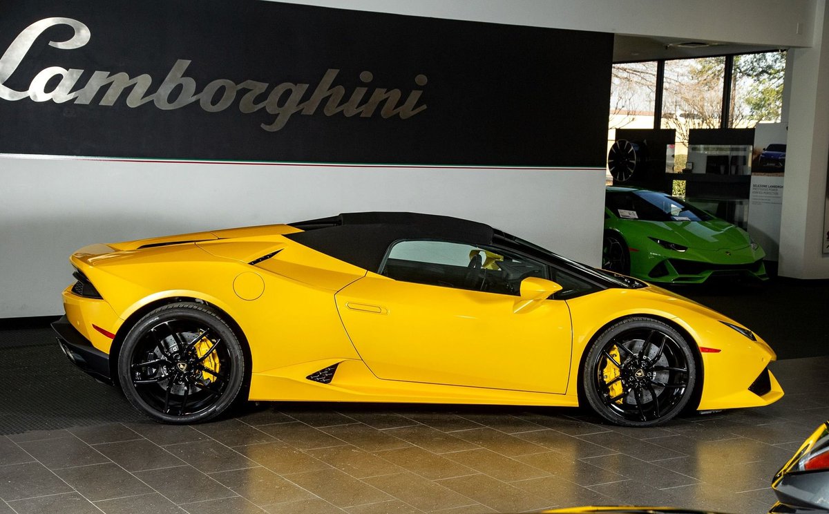 EvoluerLLC's tweet photo. FYI: A nonprofit organization is giving away a 2019 Lamborghini Huracán LP610-4 Spyder to help promote awareness for a great cause. Here's the link: https://t.co/sDX1l7z5Yt #Lamborghini #Huracán #spyder #Giveaways #Giveaway #Sweepstakes #supercars #exotic #Twitter #RETWEEET https://t.co/YM09pZkeHn