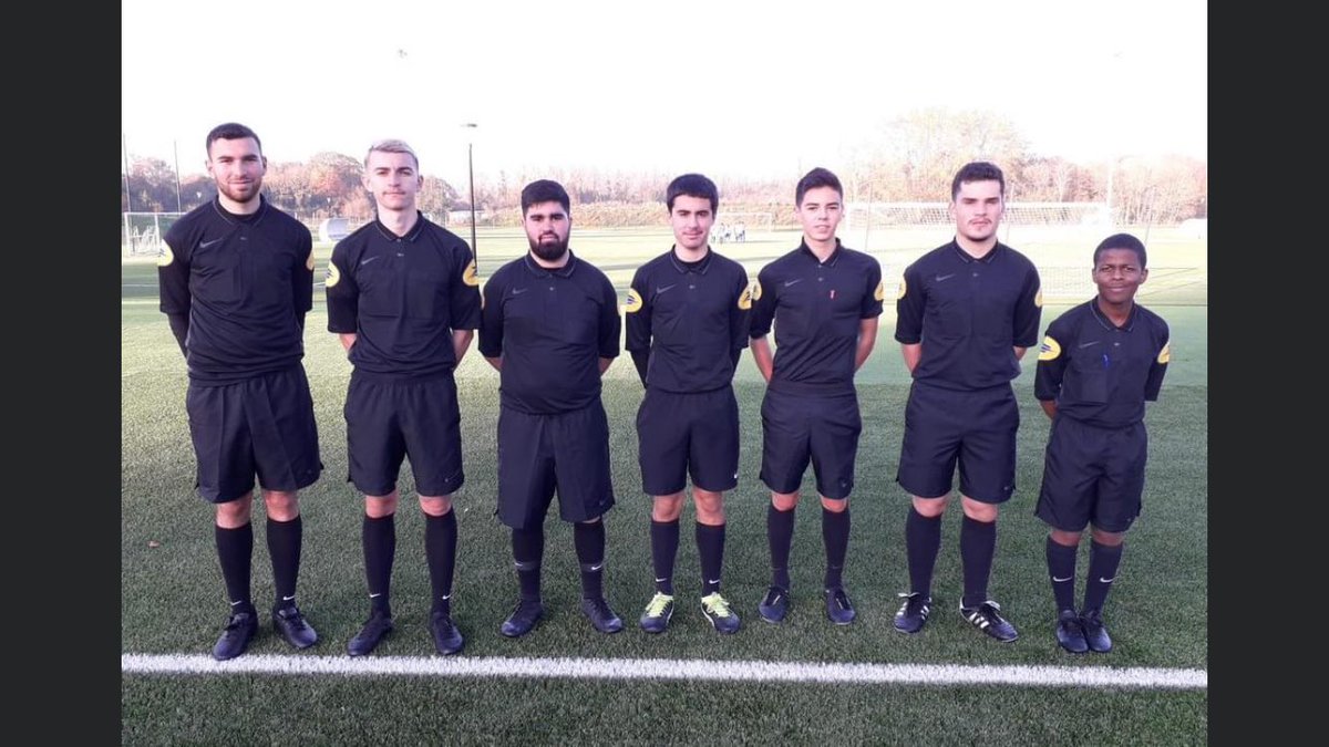 📸 Fière d’avoir dans  liste des jeunes arbitres présents dans le cadre des Interdistricts garçons U15 du jeudi 11 novembre dernier
Elyas <a href="/MamsYaffa/">Mams Yaffa</a> <a href="/PierreRabadan/">Pierre Rabadan</a> <a href="/D75foot/">District de Paris de Football</a> <a href="/AFP181/">AFP18</a>