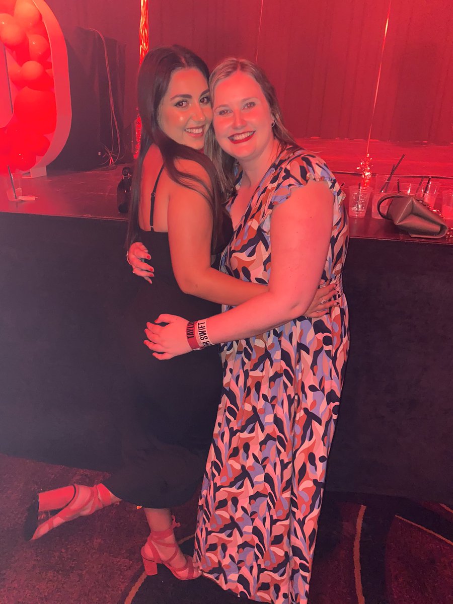 lexicane's tweet photo. I had the best time at @taylorswift13 Red Party in Brisbane!!!! It was so amazing to scream the lyrics of Red (Taylor’s Version) with other Swifties. When #AllTooWellTenMinuteVersion  came on everyone cheered and proceed to scream it all. Best. Night. Ever. @taylornation13 https://t.co/yC8J4GE1H8