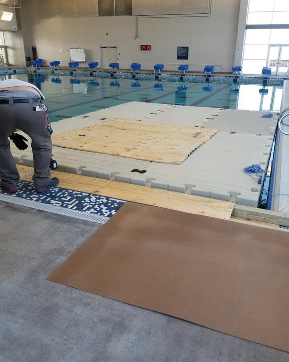 ChrisJacksonSC's tweet image. Come with me, and you’ll see, a world of OSHA violations..