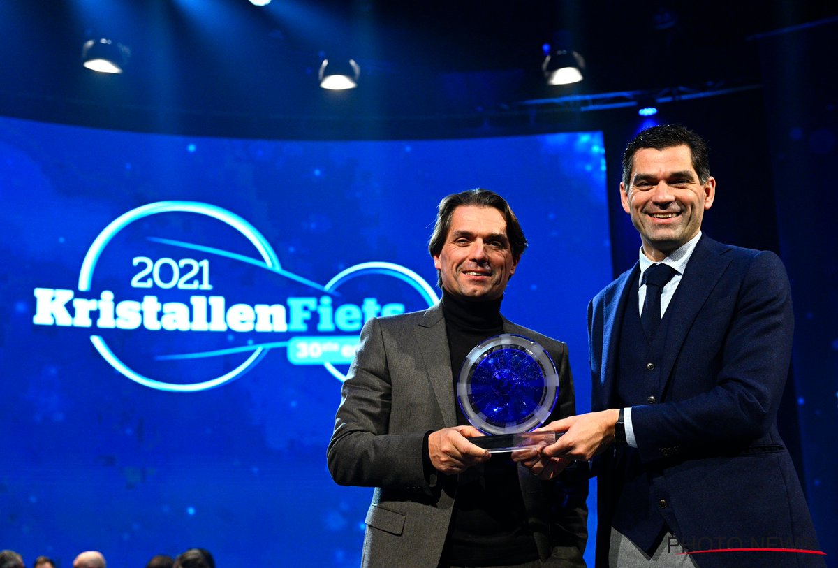 Our managers Christoph and Philip Roodhooft were elected team managers/sports directors of the year today at the #KristallenFiets (organized by Belgian newspaper Het Laatste Nieuws).

Congrats, Christoph and Philip! 👏