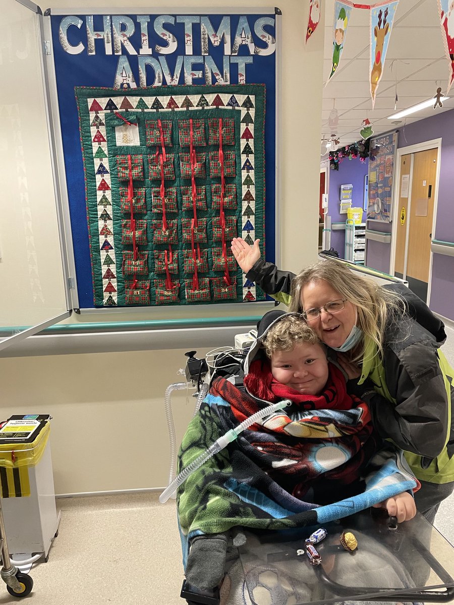 Harvey kick starting the advent Christmas count down. Happy 1st of the month 🎄☃️🎅🏻🥳 Beautiful Christmas advent calendar donated to ward 83. #Xmasstaffwellbeing #RMCH🎄2021 ⁦<a href="/RMCH_Ward83/">RMCH Ward 83</a>⁩ ⁦<a href="/RMCHosp/">RMCHosp</a>⁩ ⁦<a href="/MFTnhs/">MFT NHS</a>⁩