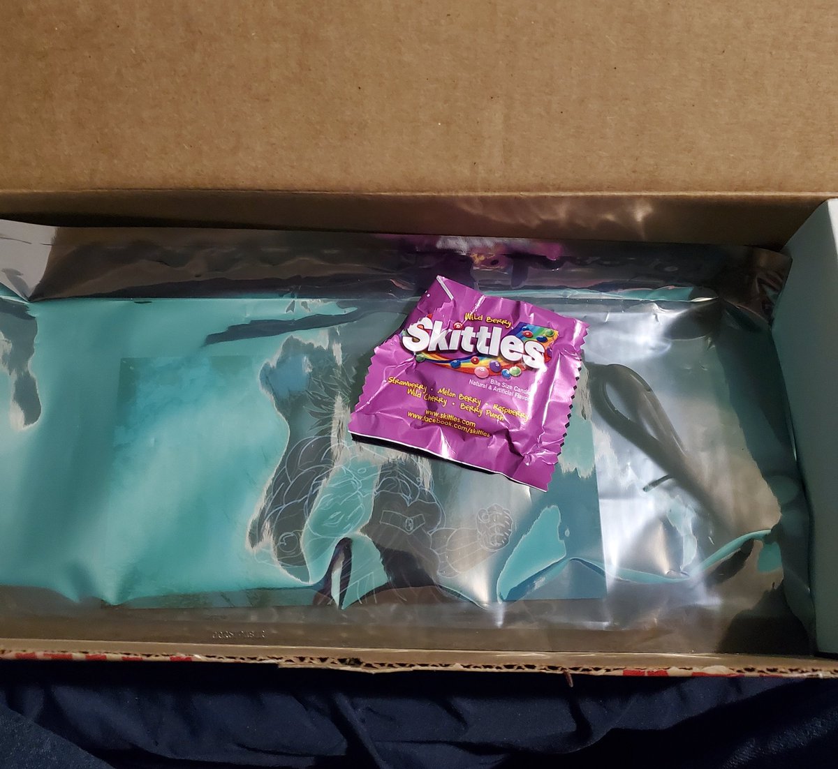 MannyMendez025's tweet image. 😱 OMG @V1Tech really sends candy with their orders lol. Thanks, can&apos;t wait to get these in the rigs. #V1tech #pcgaming #RGB #pcsetup