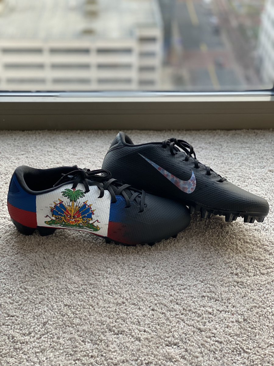 Benj_Juice's tweet photo. For this year #MyCauseMyCleats NFL event, I will be supporting and making a donation to Grahn-Monde organization. I decided to support an organization that helps rebuild a better &amp; stronger Haiti by focusing on inclusion, equality ,and education🇭🇹 #haiticherie #ayiti https://t.co/Gox8QjEDo8