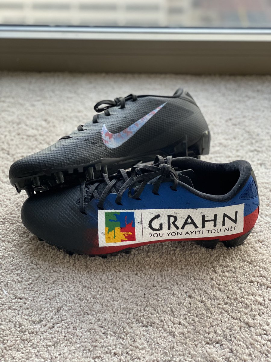 Benj_Juice's tweet photo. For this year #MyCauseMyCleats NFL event, I will be supporting and making a donation to Grahn-Monde organization. I decided to support an organization that helps rebuild a better &amp; stronger Haiti by focusing on inclusion, equality ,and education🇭🇹 #haiticherie #ayiti https://t.co/Gox8QjEDo8