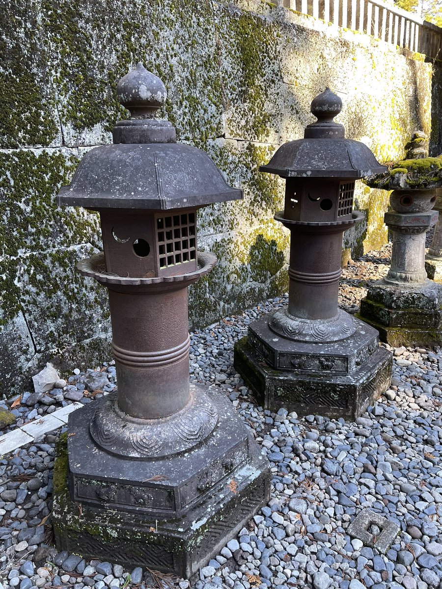 南蛮鉄灯籠 - البحث / X