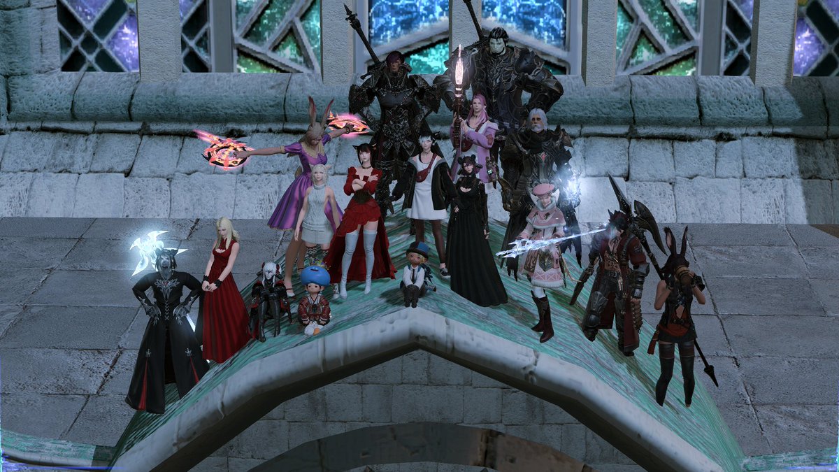 hopskipandarump's tweet image. da gang 😎