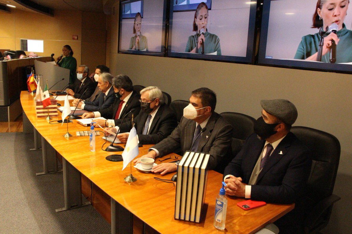 Colegio de Notarios CDMX tweet media