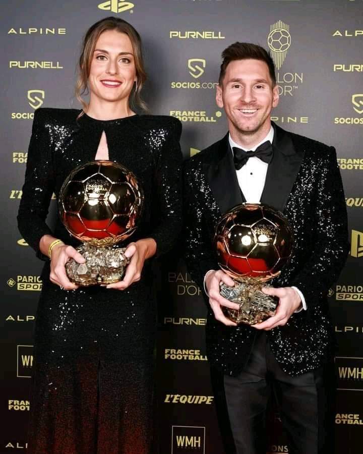 EMoneyMan's tweet photo. ليلة الذهب
Made in Barça ❤ https://t.co/Wg8OBgWs2R