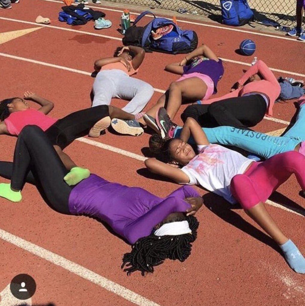 TeamRunner4Life's tweet photo. Sometimes track isn’t life... it’s death lol https://t.co/PKjbFSQ4FE