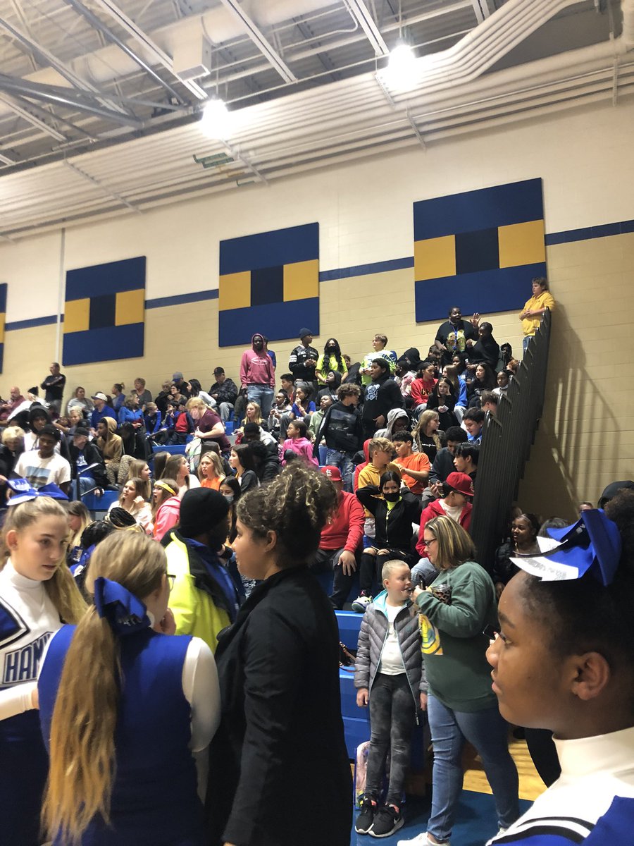 MsFrank_WMS's tweet photo. Great to see so many students cheering on the 7th boys team as they defeat Middletown! #LivinTheKnightLife https://t.co/Ru6iUkcblP