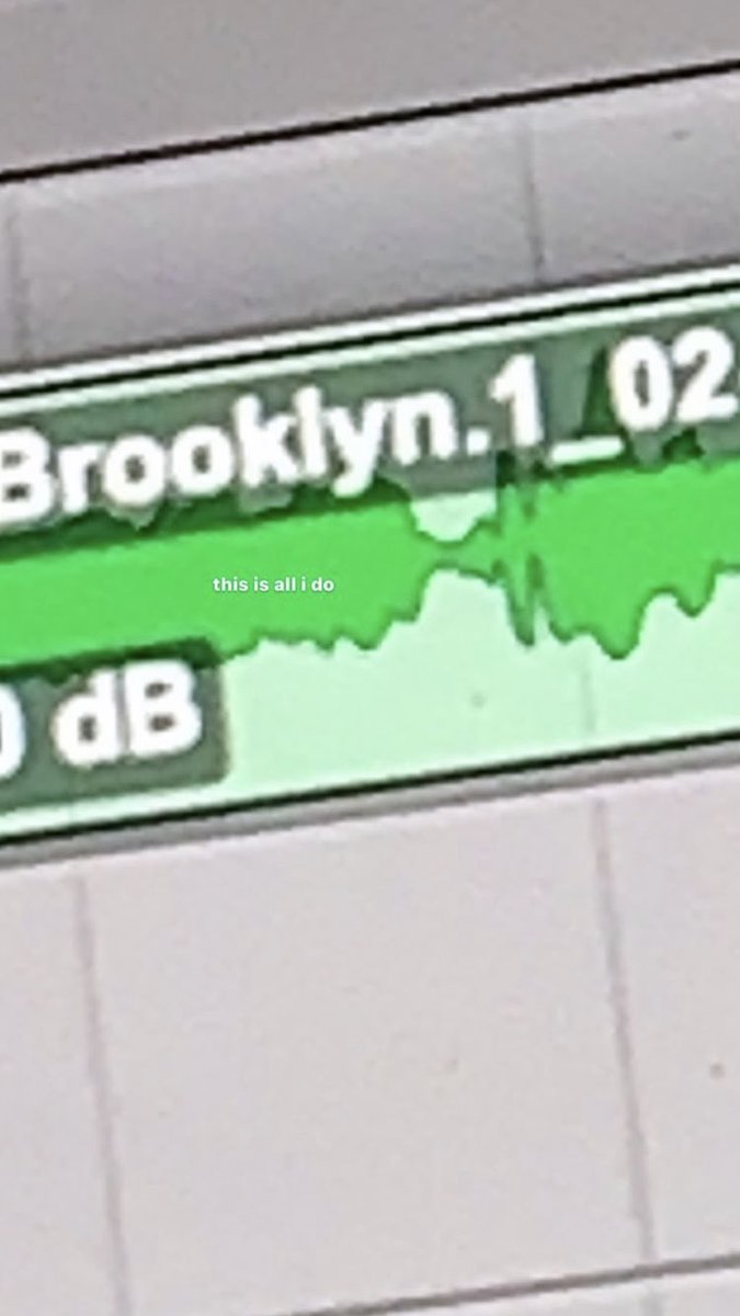 throwbackagb's tweet image. Ariana via Instagram stories 2 years ago today (1st December 2019)