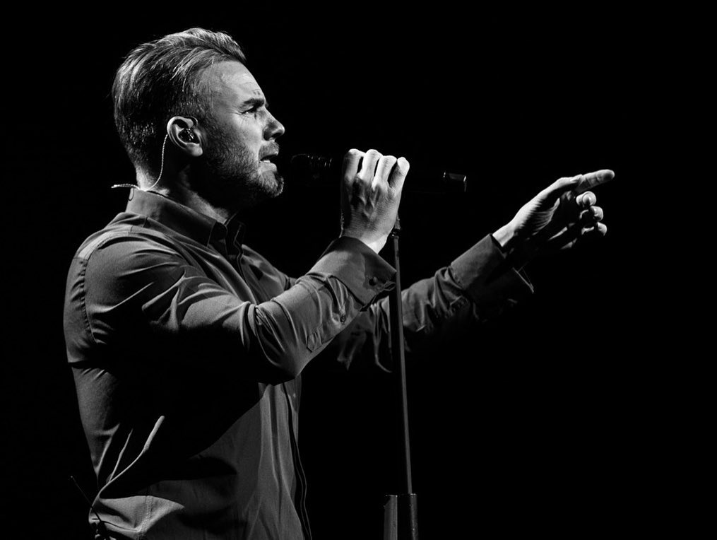 GaryBarlow's tweet photo. It’s all about Glasgow tonight - what a crowd - what a noise - the roar of a beautiful audience - thank you 🙏 ❤️ 

📸 Jamie Lucas Photography https://t.co/XEsuL2pkSz